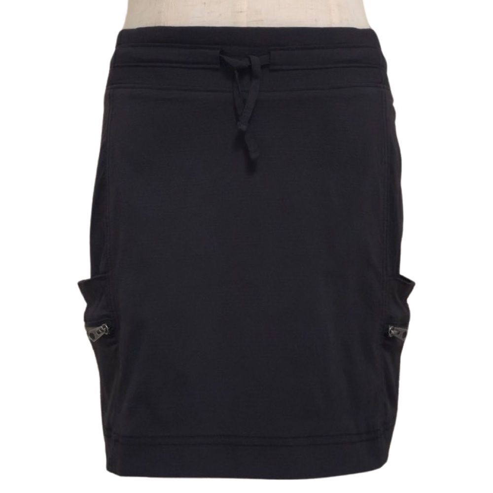 Athleta Black Trekkie Skort size 2 - Picture 3 of 16